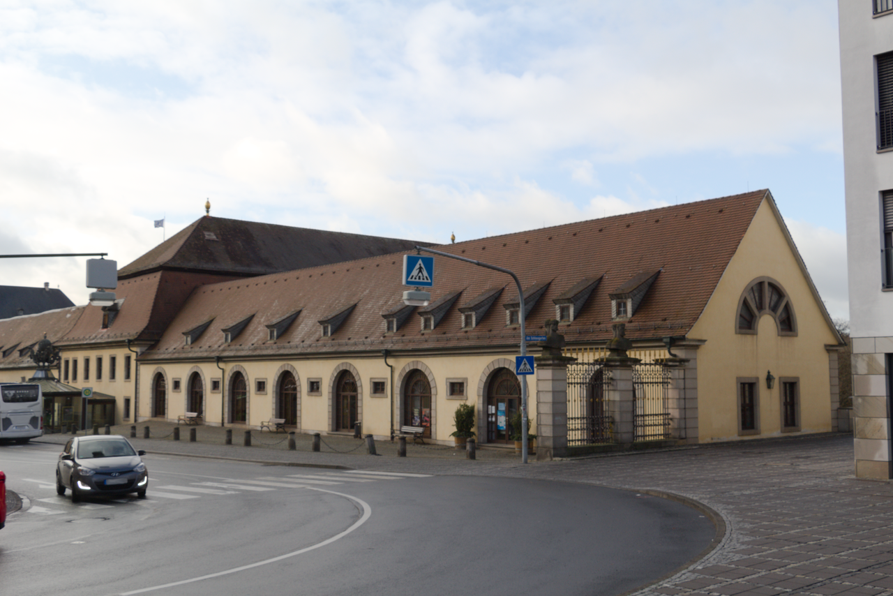 1280px-Fulda_Fulda_Schlossstrasse_Schlosstheater_d_W