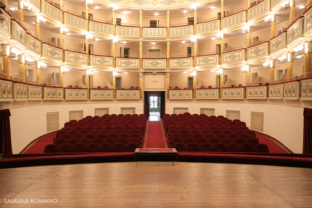 Teatro-Giordano-Foggia.-Photo-credits-Samuele-Romano-1-1